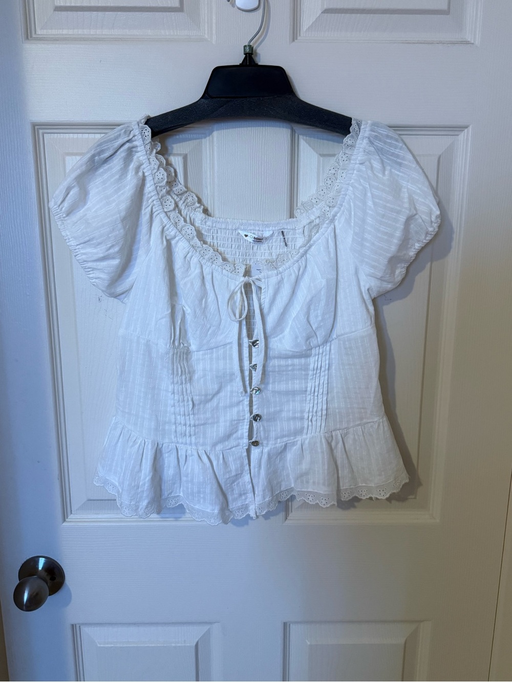Ci Sono White Lace-Trim Peplum Button Front Top